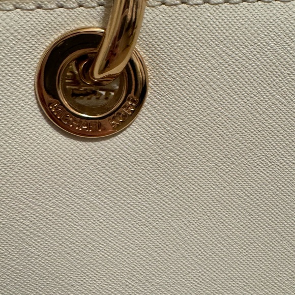 Michael Kors White Safiano Leather Handbag - Picture 16 of 16